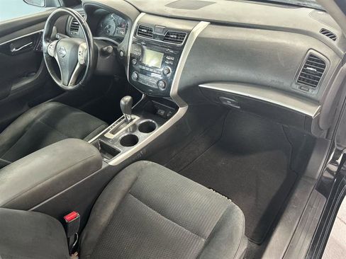 Used 2014 Nissan Altima 2.5 S w/ Display Audio Package image 37