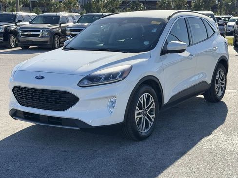 Used 2022 Ford Escape SEL w/ Technology Package FWD image 9