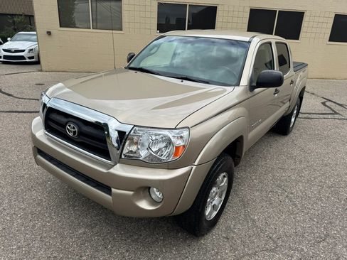 Used 2006 Toyota Tacoma PreRunner RWD image 14