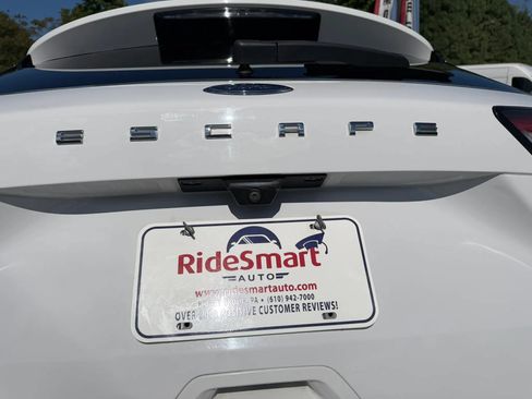 Used 2022 Ford Escape SE AWD/4WD image 37