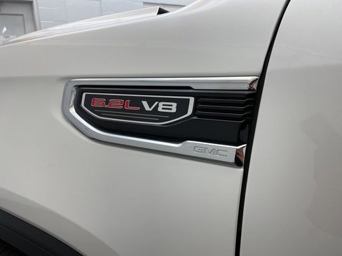 Used 2024 GMC Sierra 1500 Denali w/ Technology Package image 11