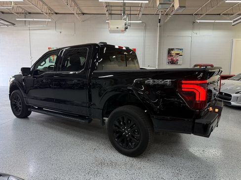 Used 2025 Ford F150 Lariat AWD/4WD image 3