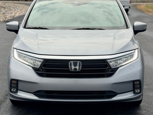 Used 2021 Honda Odyssey EX-L image 2