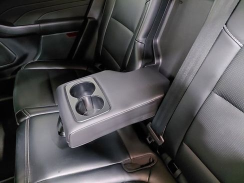 Used 2025 Ford Escape Platinum AWD/4WD image 38
