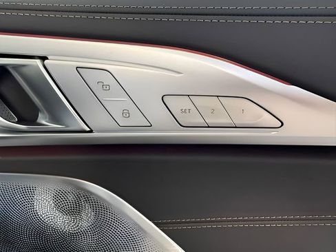 Used 2026 BMW 840i xDrive w/ M Sport Professional Package image 33