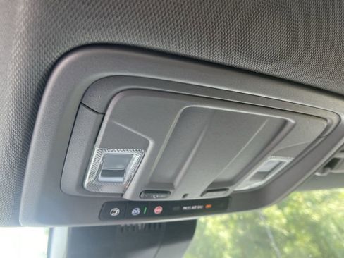 New 2024 GMC Sierra 2500 Pro w/ Convenience Package image 17