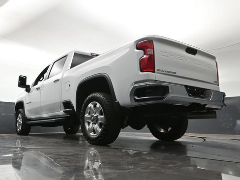 Used 2022 Chevrolet Silverado 2500 LTZ w/ LTZ Plus Package AWD/4WD image 25