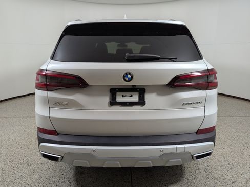 Used 2022 BMW X5 sDrive40i w/ Premium Package image 6