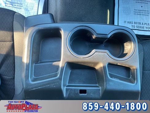 Used 2022 Chevrolet Silverado 2500 Custom w/ Custom Value Package image 43