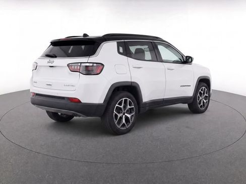 Used 2025 Jeep Compass Limited AWD/4WD image 6