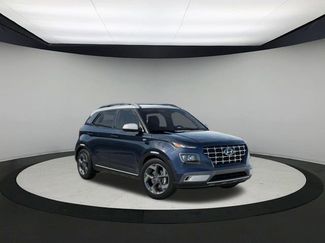 New 2026 Hyundai Venue SEL video 2