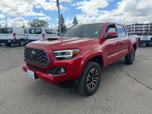 Used 2021 Toyota Tacoma TRD Sport w/ TRD Premium Sport Package image 1