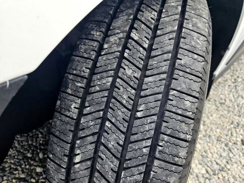 Used 2022 Ford Transit Connect XL image 61