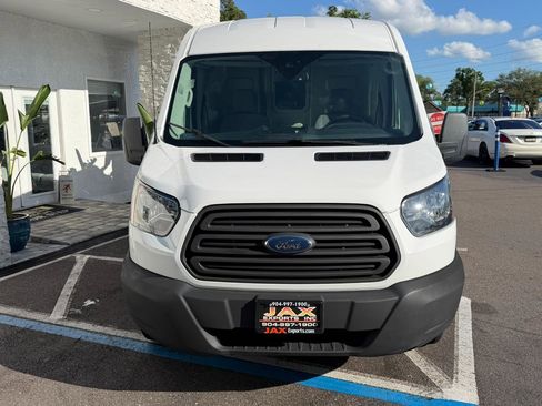 Used 2018 Ford Transit 150 148 Medium Roof RWD image 4