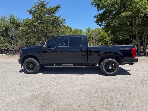 Used 2022 Ford F250 Lariat w/ Lariat Ultimate Package AWD/4WD image 3