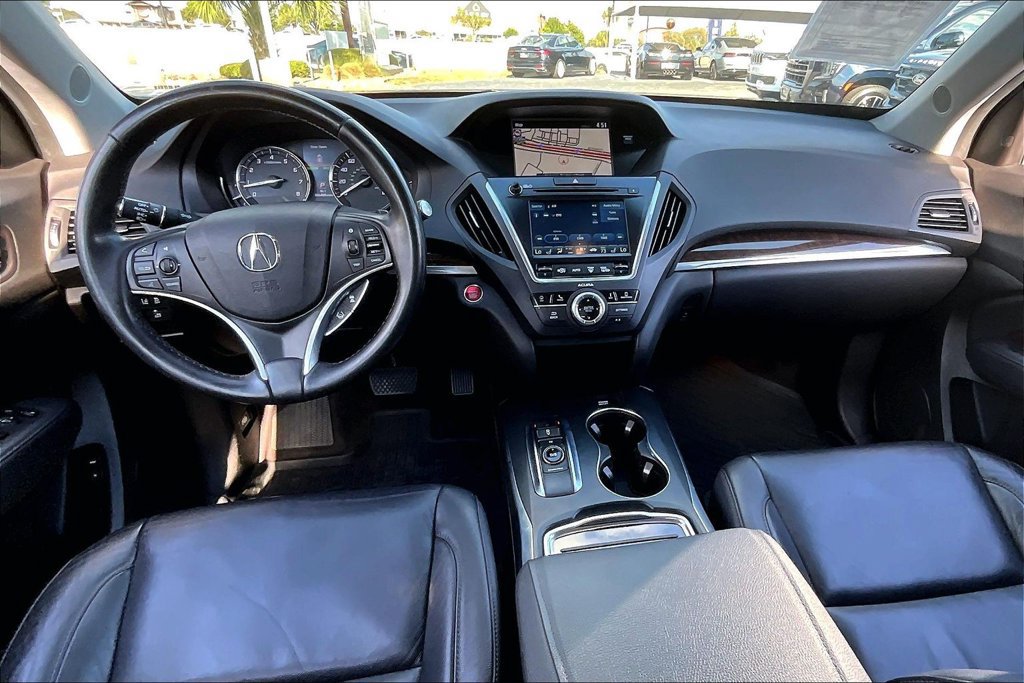 Used 2018 Acura MDX w/ Technology Package FWD image 16