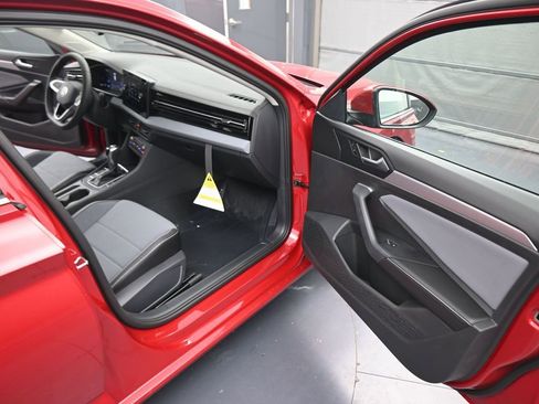 New 2026 Volkswagen Jetta SE FWD image 42