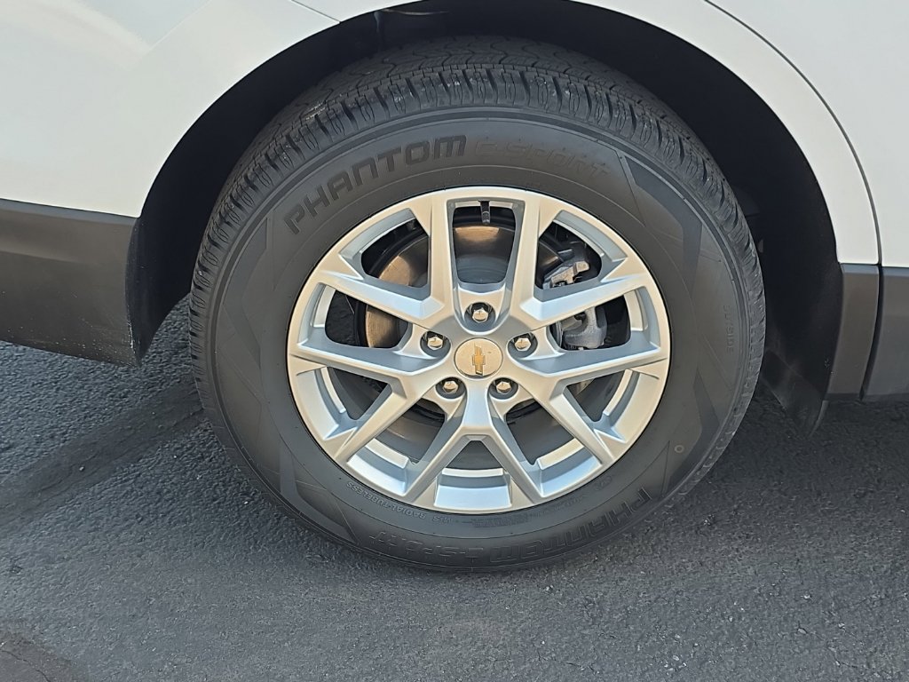 Used 2024 Chevrolet Equinox LT AWD/4WD image 17