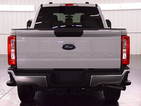 New 2026 Ford F250 XLT image 6