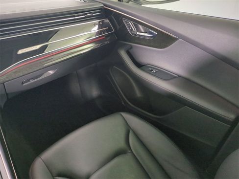 Used 2023 Audi Q7 3.0T Prestige image 20