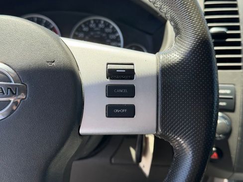 Used 2012 Nissan Pathfinder SV w/ Protection Pkg AWD/4WD image 20