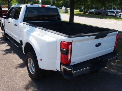 Certified 2023 Ford F350 XL w/ 360-Degree Camera Package AWD/4WD image 5