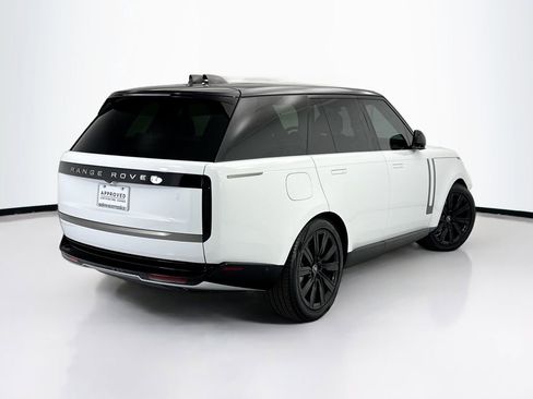 Used 2025 Land Rover Range Rover SE AWD/4WD image 5