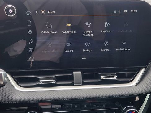 New 2026 Chevrolet Equinox LT w/ Convenience Package II AWD/4WD image 13