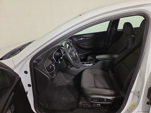 Used 2020 Chevrolet Malibu LS FWD image 11