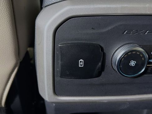 Used 2024 Ford Expedition Max Limited image 30