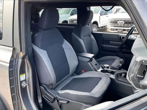 Used 2022 Ford Bronco Big Bend image 7