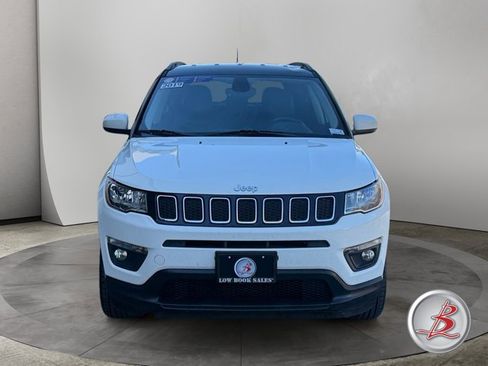 Used 2019 Jeep Compass Latitude w/ Popular Equipment Group AWD/4WD image 2