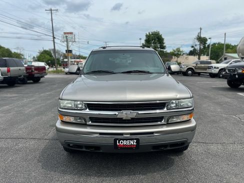 Used 2003 Chevrolet Suburban 2500 LT w/ LT Preferred Equipment Group AWD/4WD image 7