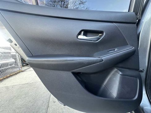 Used 2022 Nissan Sentra SV image 15