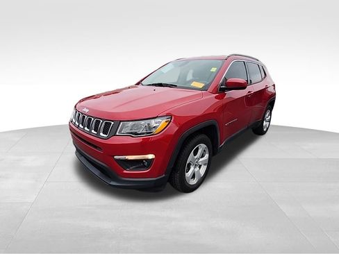Certified 2018 Jeep Compass Latitude image 12