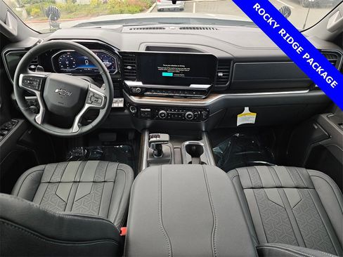 New 2025 Chevrolet Silverado 1500 RST image 21