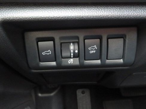 Used 2025 Subaru Outback Limited image 25