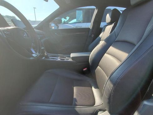 Used 2020 Honda Accord Sport image 3