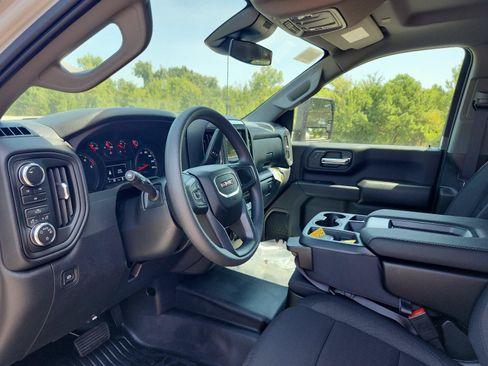 New 2026 GMC Sierra 3500 Pro AWD/4WD image 11
