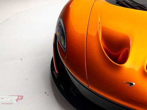 Used 2014 McLaren P1 image 16