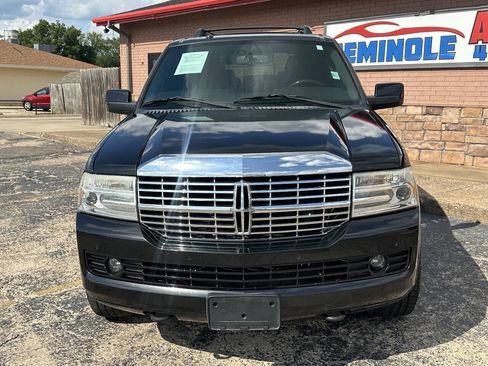 Used 2012 Lincoln Navigator 2WD image 4