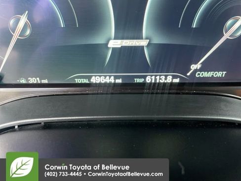 Used 2019 BMW 530e xDrive w/ Convenience Package image 10