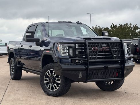 Used 2023 GMC Sierra 2500 AT4 w/ AT4 Premium Plus Package AWD/4WD image 2