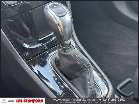 Certified 2022 Buick Encore Preferred w/ Safety Package image 32