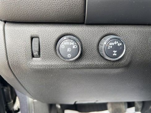 Used 2020 GMC Canyon Denali image 41