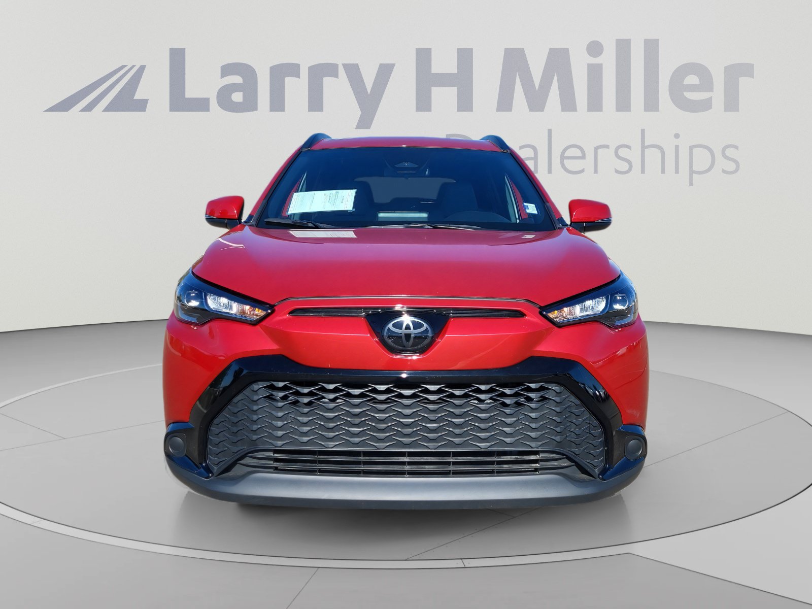 Used 2024 Toyota Corolla Cross AWD Hybrid image 8