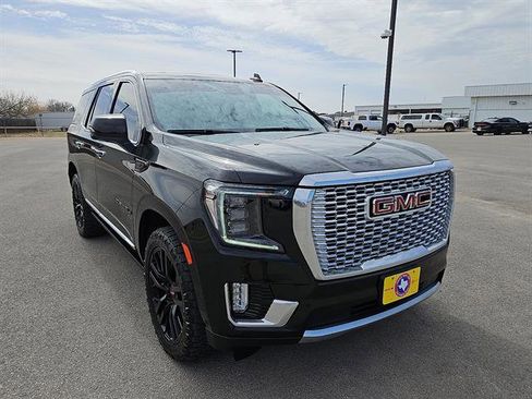 Certified 2023 GMC Yukon Denali w/ Denali Reserve Package image 7
