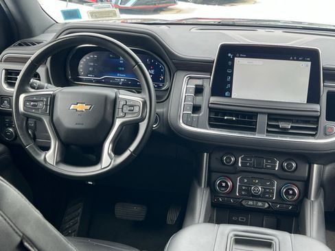 Used 2024 Chevrolet Suburban LT image 22