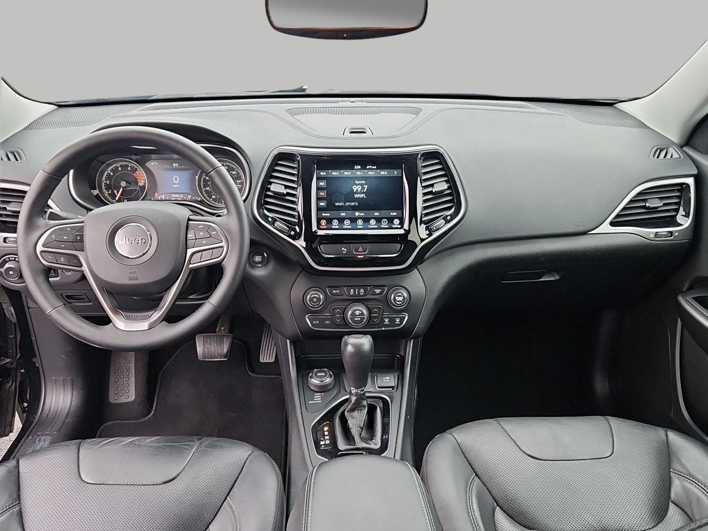 Used 2019 Jeep Cherokee Limited AWD/4WD image 16