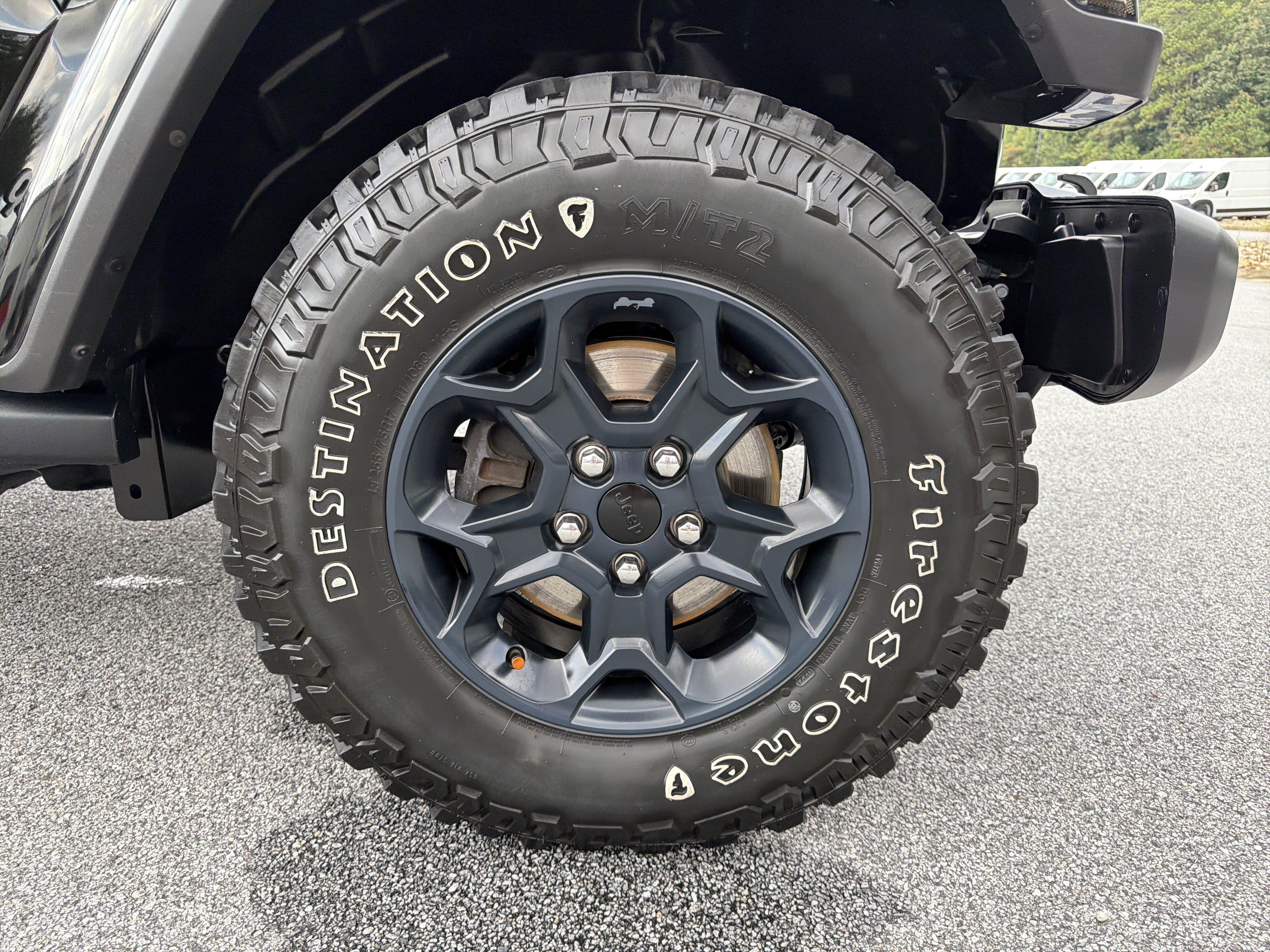 Used 2023 Jeep Gladiator Sport AWD/4WD image 14